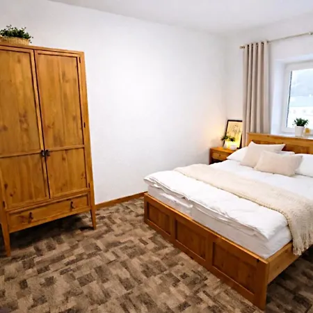 Apartman Hangot *